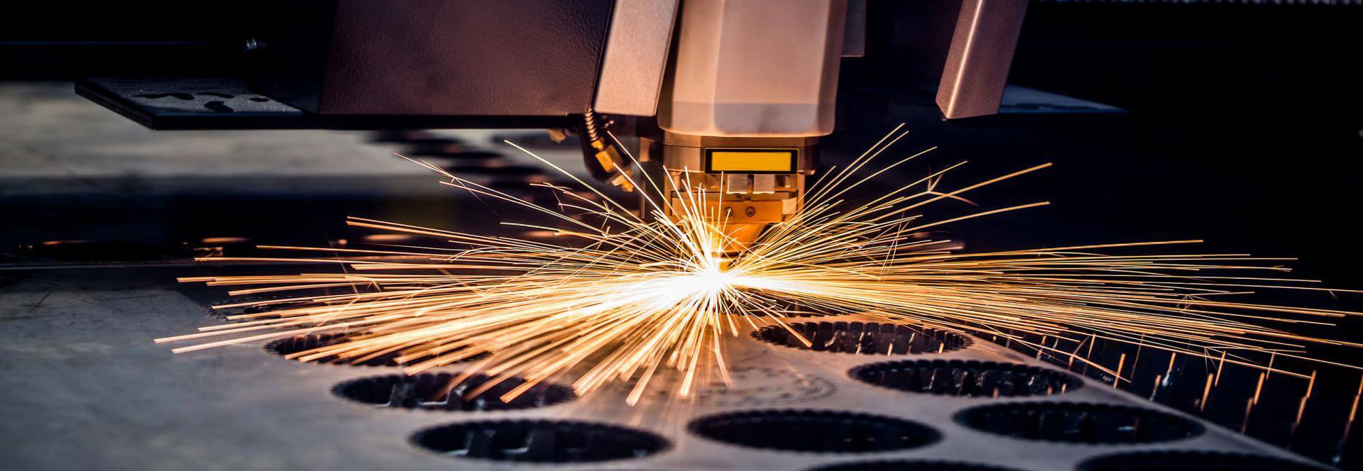 Laser cutting machine